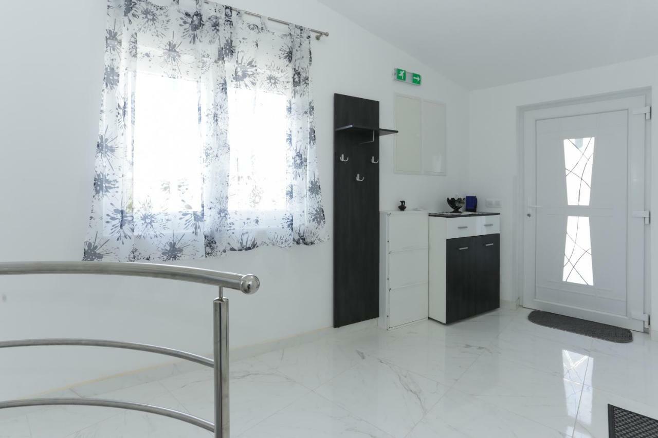 Villa Supuk Vinišće Extérieur photo